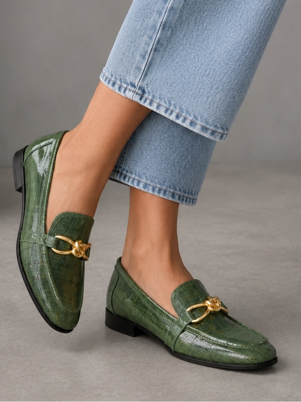 Antonio Melani Cain Green Printed Patent Leather Loafers 7.5 Knot Hardware NWOB